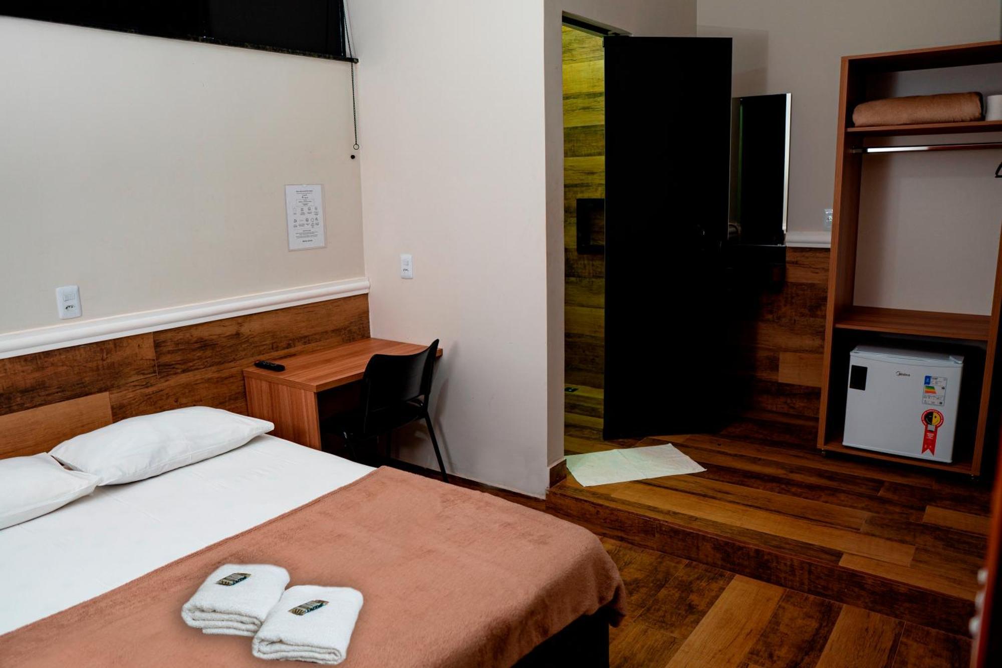 Itaí Hotel Nixon Proximo, Rodoviaria, Prefeitura E A Matriz Central מראה חיצוני תמונה