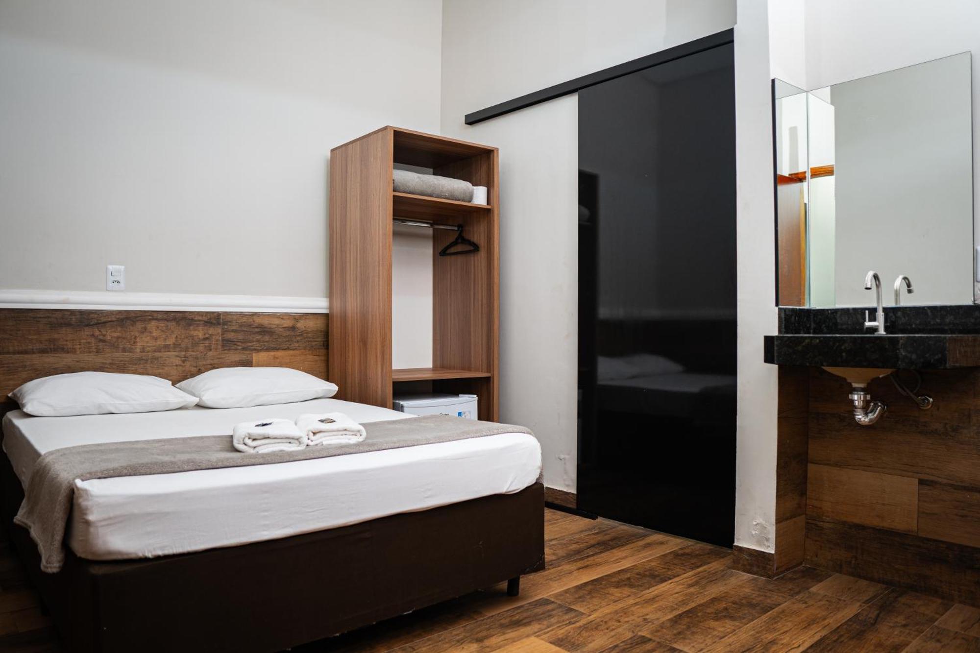 Itaí Hotel Nixon Proximo, Rodoviaria, Prefeitura E A Matriz Central מראה חיצוני תמונה