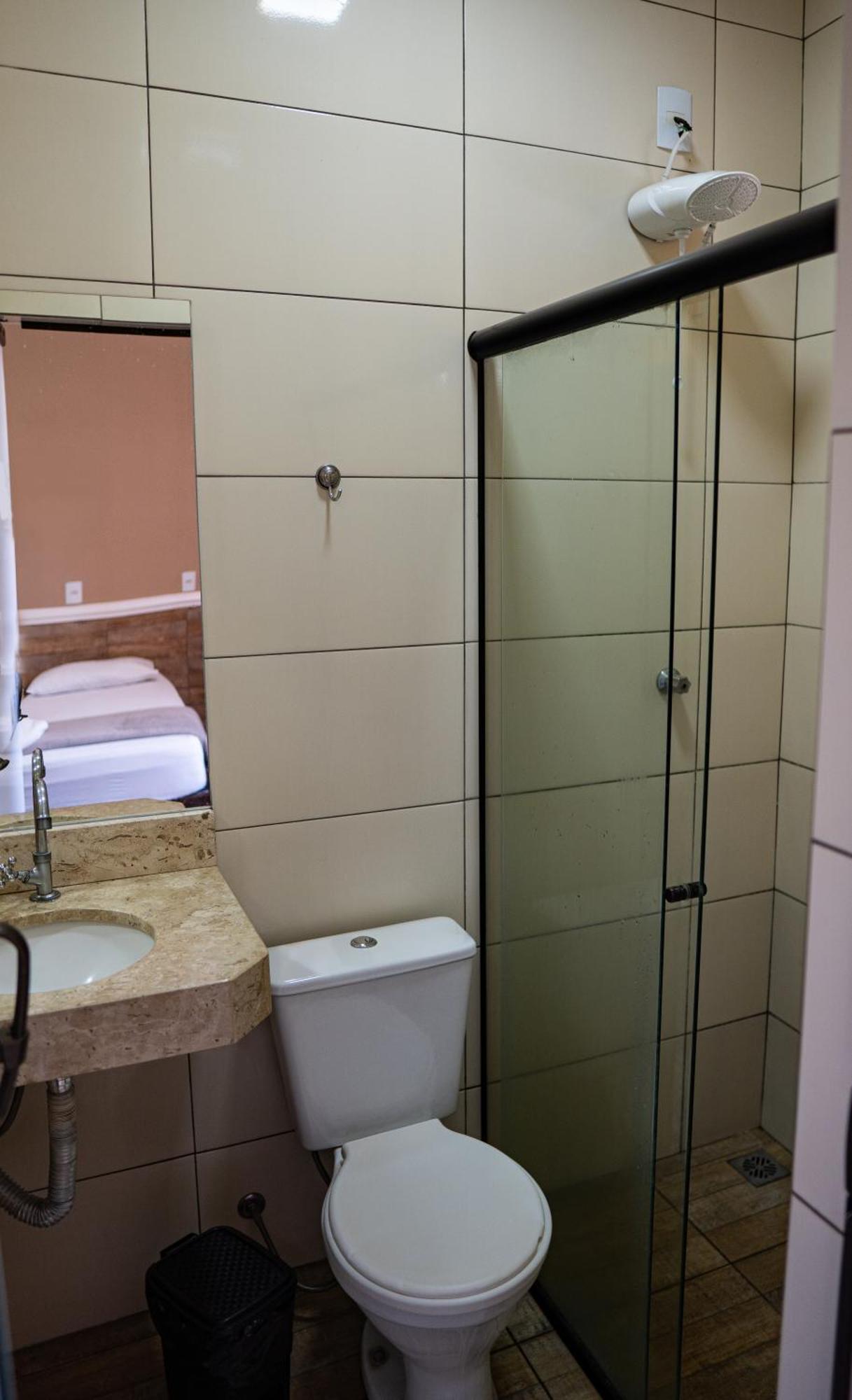 Itaí Hotel Nixon Proximo, Rodoviaria, Prefeitura E A Matriz Central מראה חיצוני תמונה