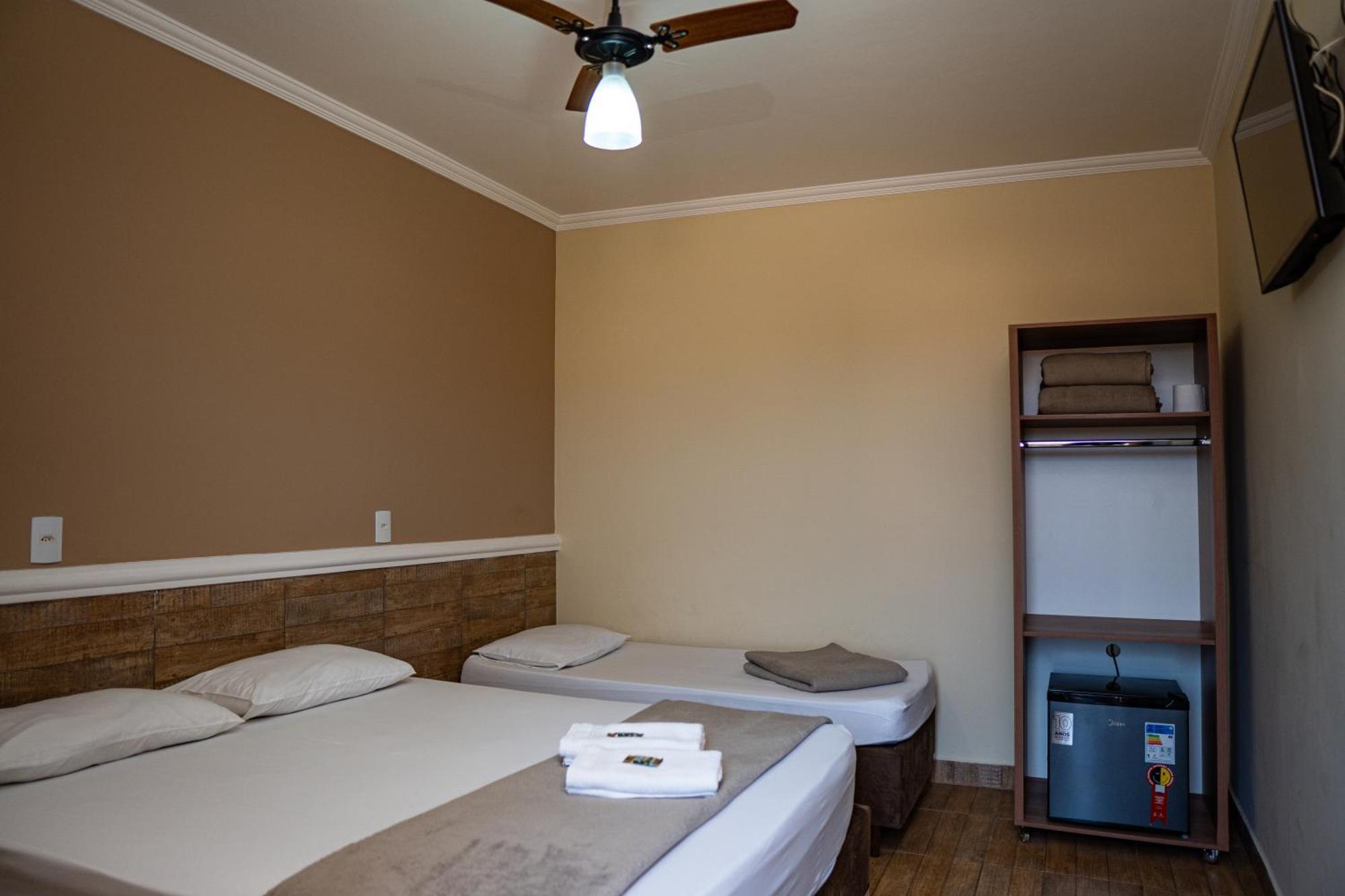 Itaí Hotel Nixon Proximo, Rodoviaria, Prefeitura E A Matriz Central מראה חיצוני תמונה
