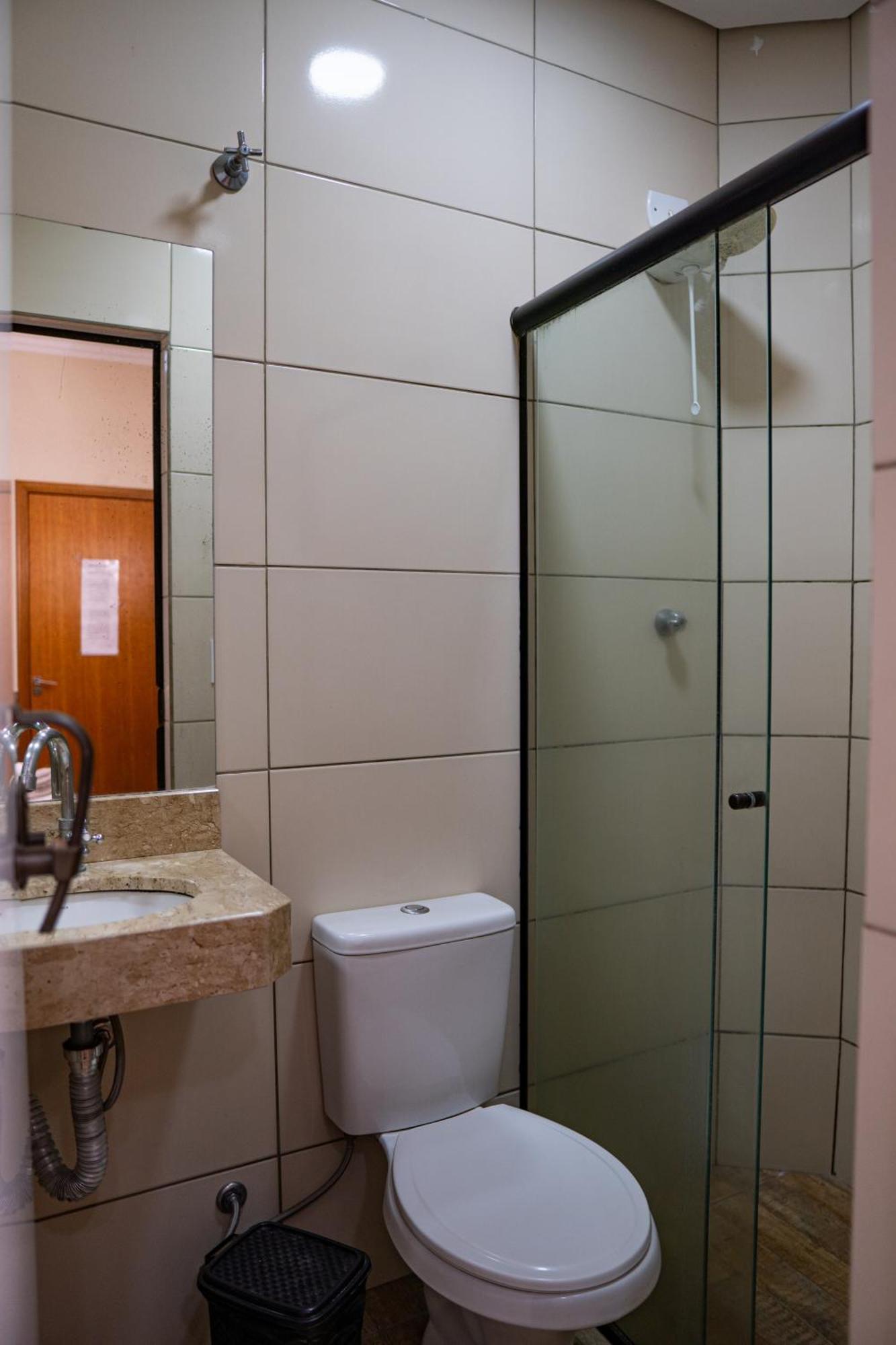 Itaí Hotel Nixon Proximo, Rodoviaria, Prefeitura E A Matriz Central מראה חיצוני תמונה